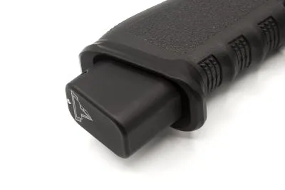 NineX19 Enhanced Magwell for Glock 17/34/45 - Black Magwell Installed Detail Mag Installed